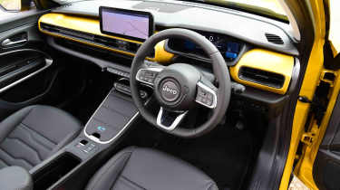 Jeep Avenger Summit – dashboard